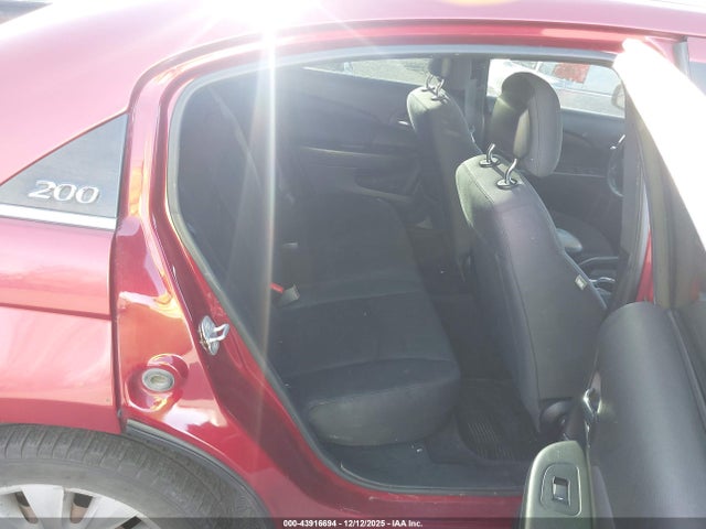 Chrysler 200 LX 2014 1C3CCBAB6EN237199 Image 8