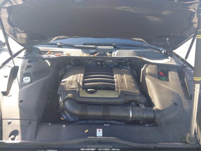 2016 PORSCHE CAYENNE WP1AA2A20GKA10554 Photo 9