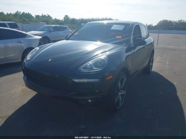 2016 PORSCHE CAYENNE WP1AA2A20GKA10554 Photo 1