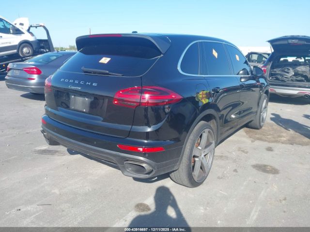 2016 PORSCHE CAYENNE WP1AA2A20GKA10554 Photo 3