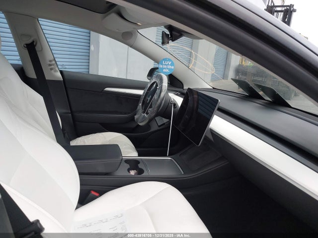 2023 TESLA MODEL 3 5YJ3E1EA0PF468103 Photo 4
