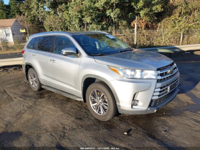 2017 TOYOTA HIGHLANDER 5TDJZRFH5HS391330