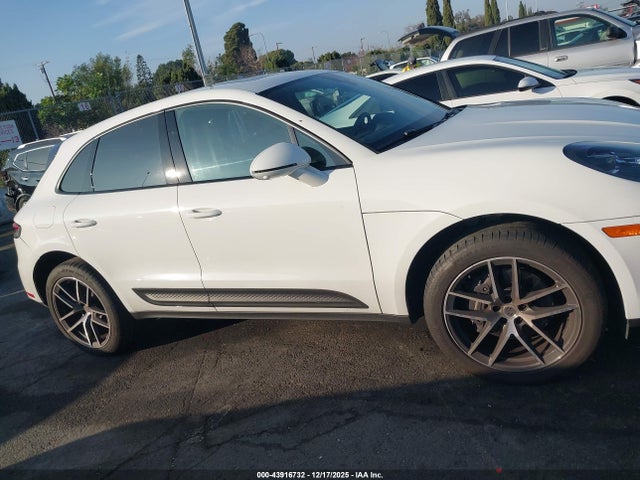 WP1AA2A56RLB16904 Porsche Macan T