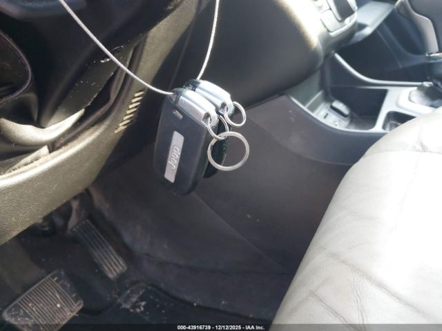 2016 JEEP CHEROKEE 1C4PJLDB4GW247621 Photo 10