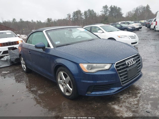 2015 AUDI A3 WAU3FLFF7F1020223 Photo 0