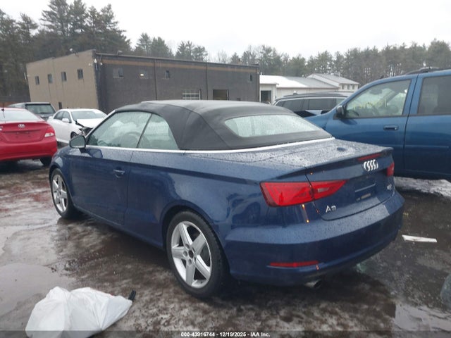 2015 AUDI A3 WAU3FLFF7F1020223 Photo 2