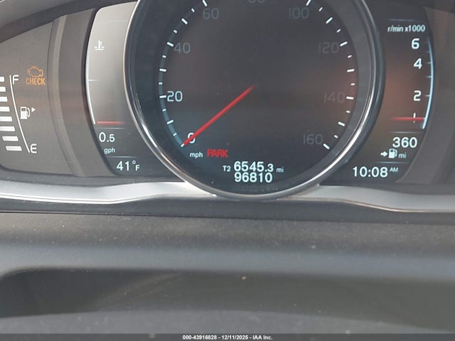 Продаж на аукціоні авто 2015 Volvo Xc60 T6, vin: YV449MDK6F2698960, номер лоту: 43916828