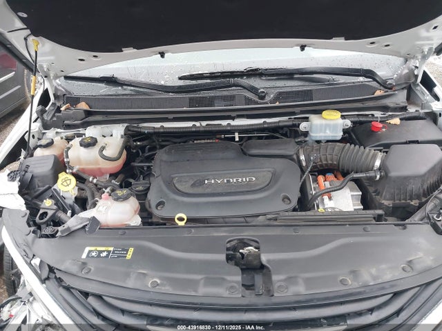 Aukcja sprzedaży 2019 Chrysler Pacifica Hybrid Touring L, vin: 2C4RC1L76KR508995, numer aukcji: 43916830