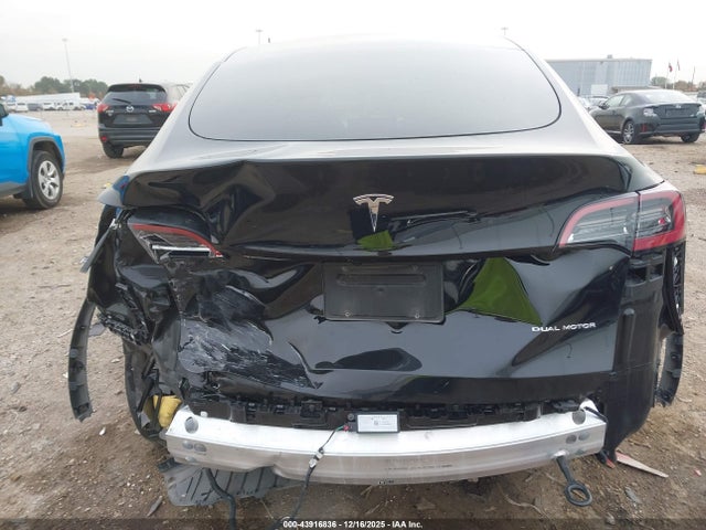 2023 TESLA MODEL Y 7SAYGDEE6PA076988 Photo 5