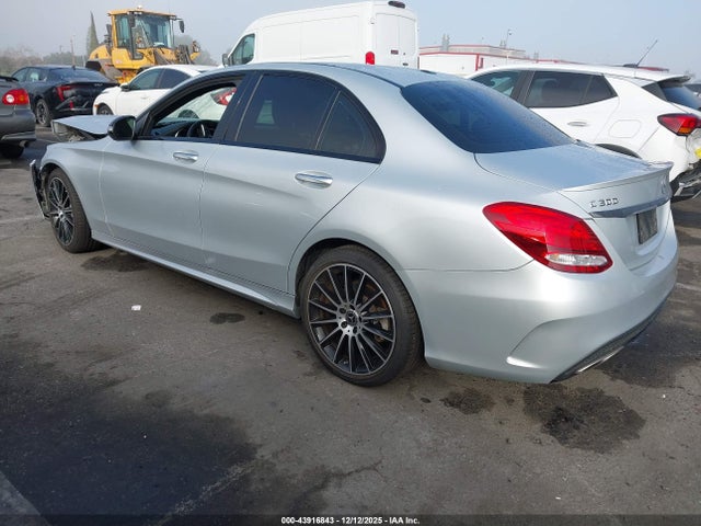 55SWF4KB6JU260421 Mercedes-Benz C 300 4matic