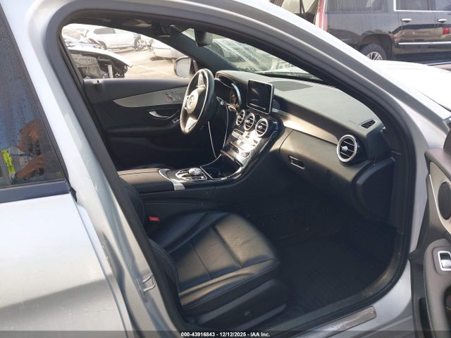 55SWF4KB6JU260421 Mercedes-Benz C 300 4matic