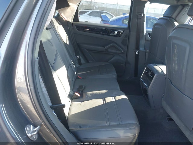 Porsche Cayenne 2021 WP1AA2AY2MDA08230 Image 8