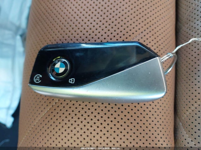 5UX23EM0XP9P00328 BMW X7 Xdrive40i