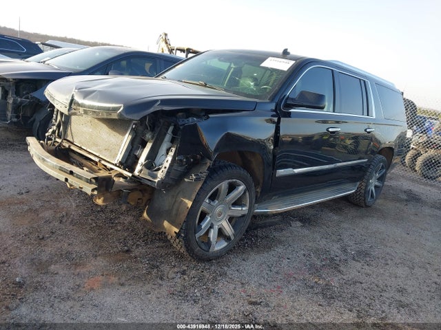 2015 CADILLAC ESCALADE ESV 1GYS4JKJ8FR163311 Photo 1