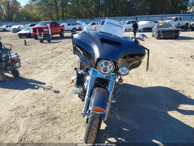 2014 HARLEY-DAVIDSON FLHTK 1HD1KEL1XEB656328 Photo 4