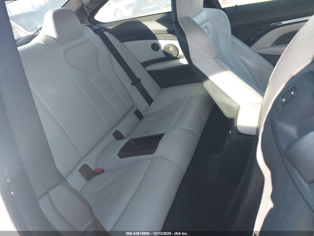 BMW M4 2015 WBS3R9C53FK331157 Image 8