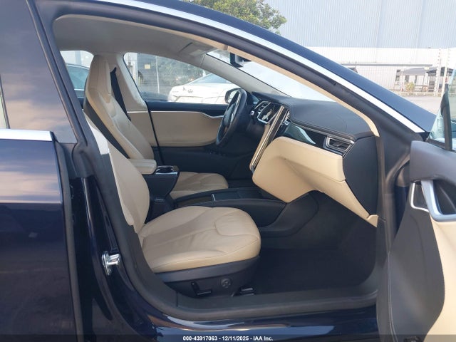 2014 TESLA MODEL S 5YJSA1H18EFP35164 Photo 4