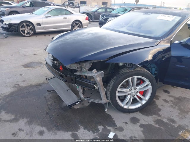 2014 TESLA MODEL S 5YJSA1H18EFP35164 Photo 5