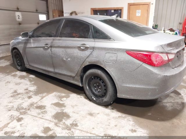 2011 HYUNDAI SONATA 5NPEB4AC4BH082076 Photo 2
