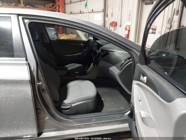 2011 HYUNDAI SONATA 5NPEB4AC4BH082076 Photo 4