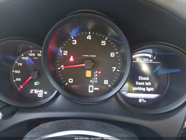 2018 PORSCHE MACAN WP1AA2A58JLB10090 Photo 6