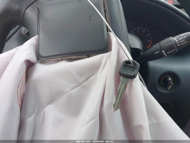 2000 CHEVROLET CAVALIER 3G1JC1248YS123382 Photo 10