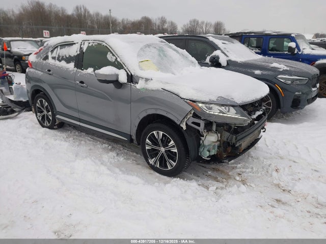 2018 MITSUBISHI ECLIPSE CROSS JA4AT5AA1JZ069934 Photo 0
