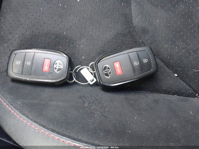 2023 TOYOTA GR COROLLA JTNABAAE2PA006008 Photo 10