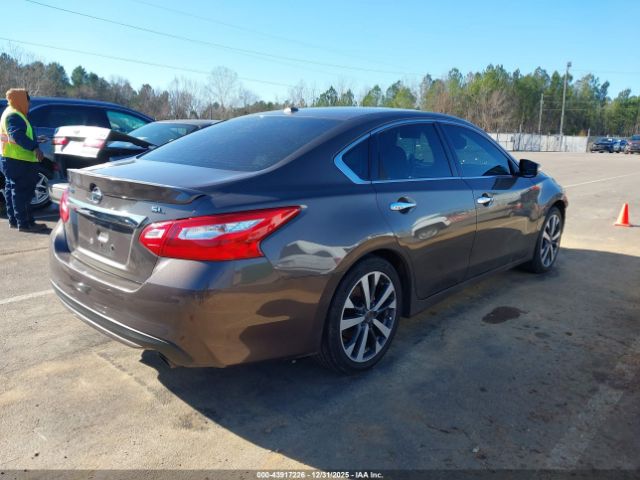 2017 NISSAN ALTIMA 1N4AL3AP5HC269667 Photo 3