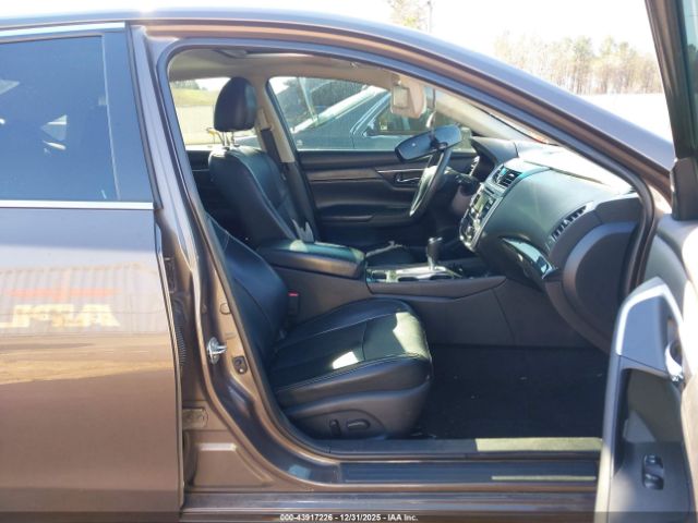 2017 NISSAN ALTIMA 1N4AL3AP5HC269667 Photo 4