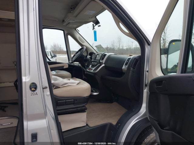 3C6MRVUG3ME590906 RAM Promaster/thor 3500