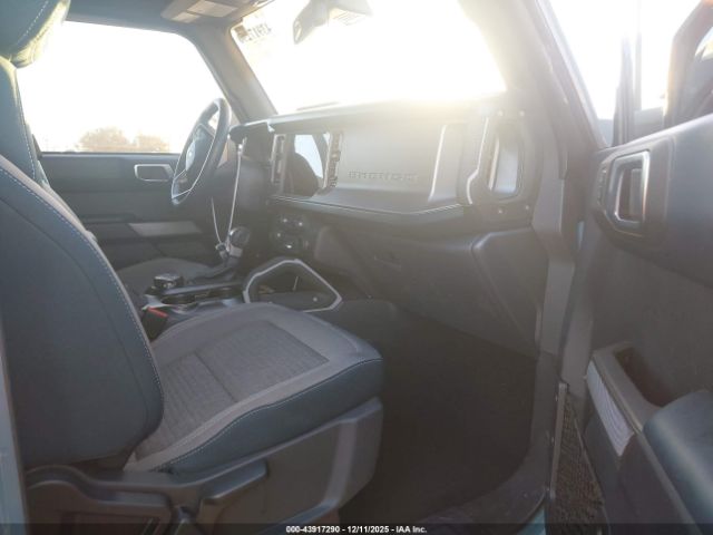 2023 FORD BRONCO 1FMEE5DP9PLB46302 Photo 4