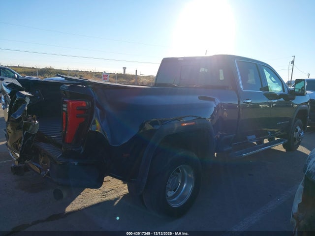 43917349 :رقم المزاد ، 1GT49WEY8RF147671 vin ، 2024 Gmc Sierra 3500hd Denali مزاد بيع