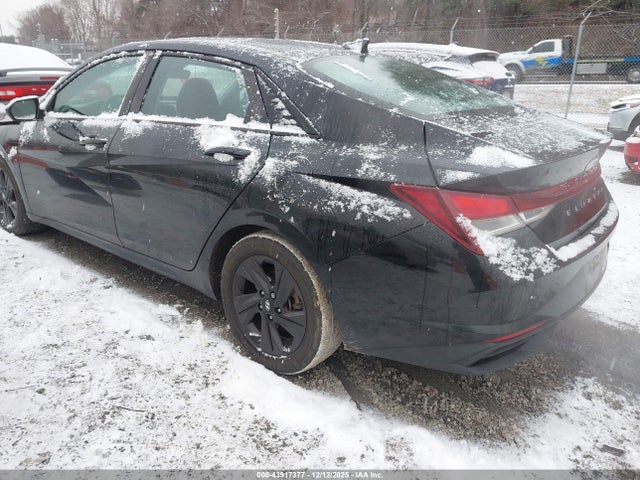 Продажа на аукционе авто 2022 Hyundai Elantra Sel, vin: 5NPLM4AG9NH054170, номер лота: 43917377