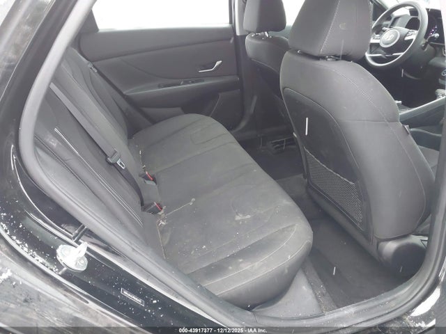 Продажа на аукционе авто 2022 Hyundai Elantra Sel, vin: 5NPLM4AG9NH054170, номер лота: 43917377