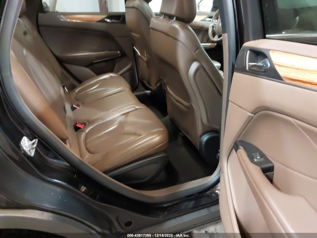 5LMCJ3D91GUJ28540 Lincoln Mkc Reserve