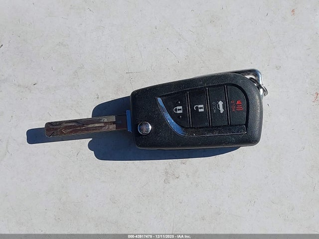 4T1C11AK8PU826545 Toyota CAMRY LE