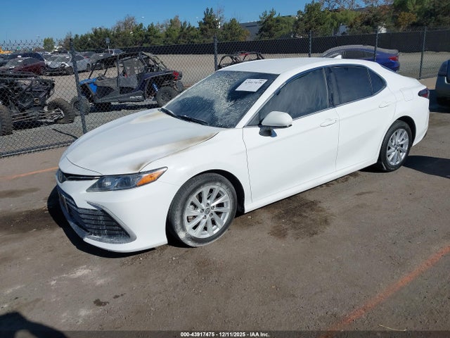 4T1C11AK8PU826545 Toyota CAMRY LE