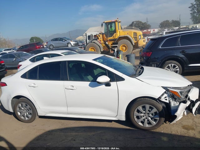 JTDBCMFE5R3052679 Toyota Corolla Hybrid Le