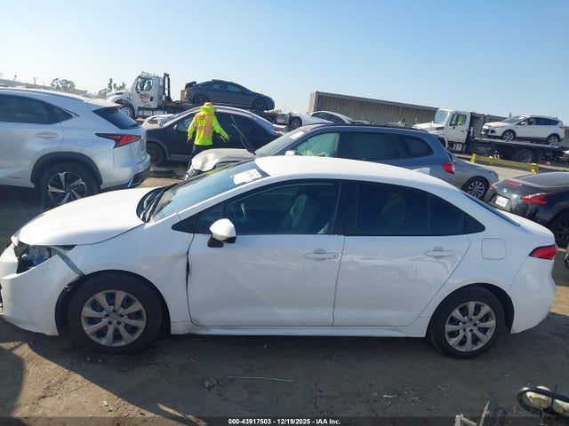 JTDBCMFE5R3052679 Toyota Corolla Hybrid Le
