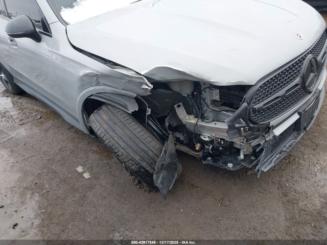 W1NKM4HB9SF243678 Mercedes-Benz Glc 300 4matic Suv