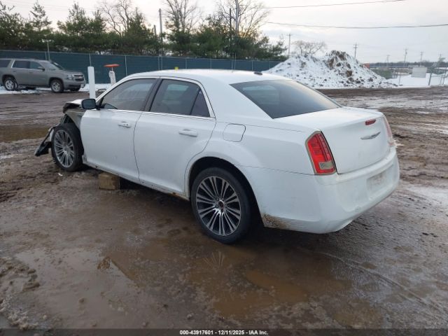 2012 CHRYSLER 300 2C3CCABG3CH157451 Photo 2