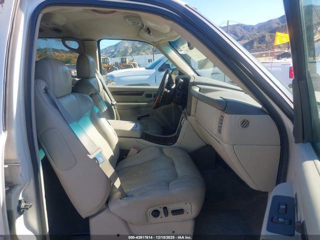 2002 CADILLAC ESCALADE 1GYEC63T62R277668 Photo 4