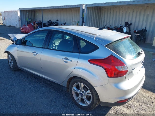 1FADP3K29EL215112 Ford FOCUS SE