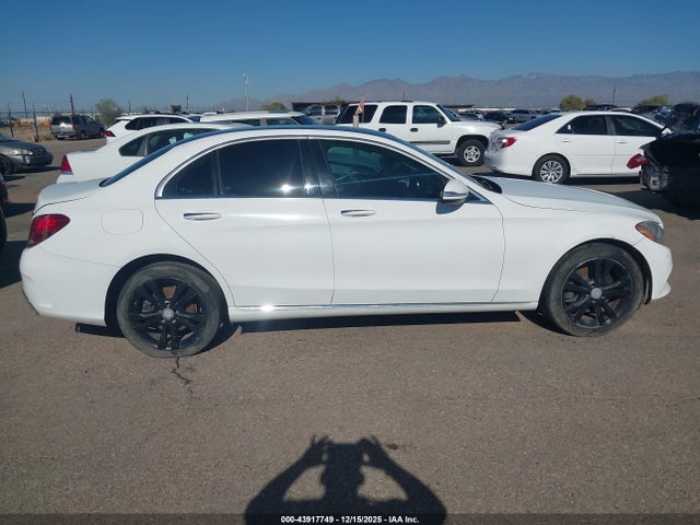 55SWF4KB2FU030351 Mercedes-Benz C 300 4matic/luxury 4matic/sport 4matic