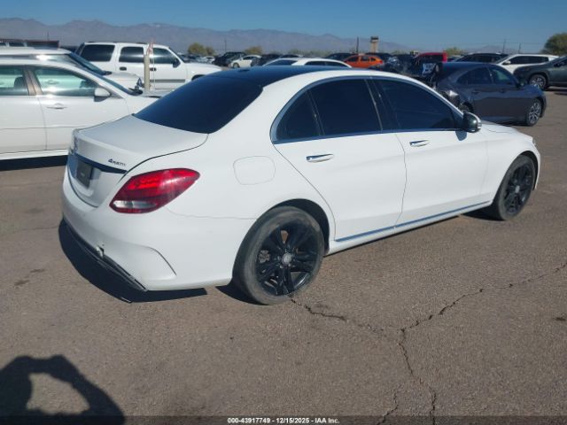 2015 MERCEDES-BENZ C 300 55SWF4KB2FU030351 Photo 3