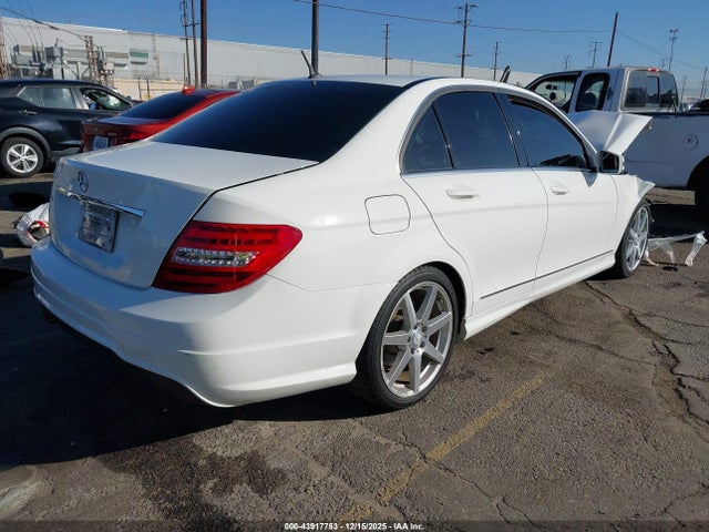 WDDGF4HB5EG233743 Mercedes-Benz C 250 Sport