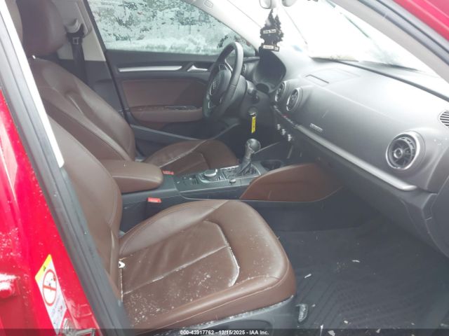 2015 AUDI A3 WAUBFGFF7F1013257 Photo 4