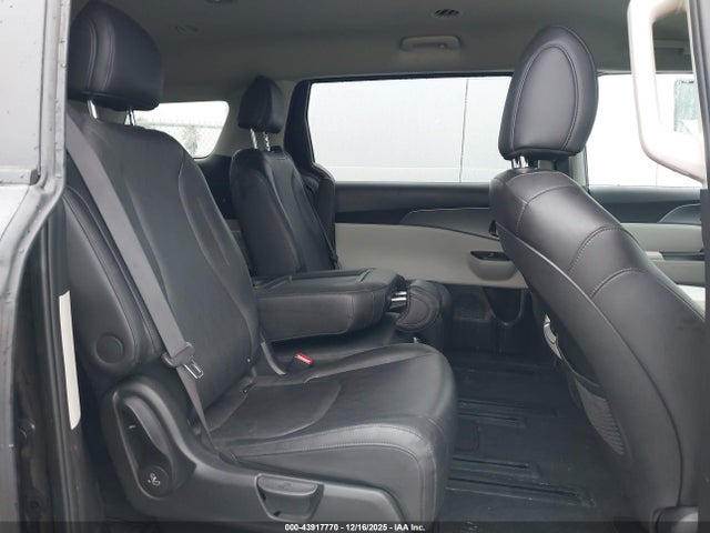 KNDNB4H35R6441669 KIA Carnival Mpv Lx Seat Package