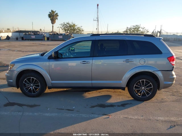 Dodge JOURNEY SE 2018 3C4PDCAB0JT241873 Image 14